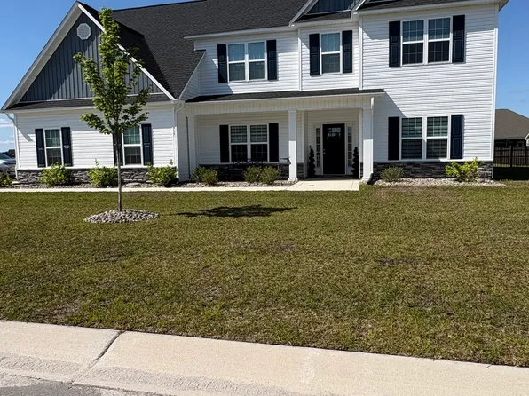 937 Uplands Ln, Jacksonville, NC