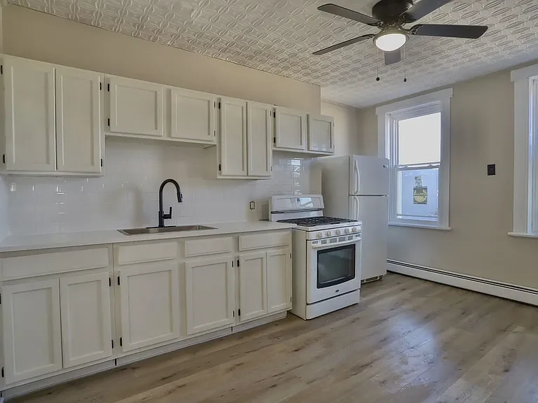 743 Harrison Ave #3 — Photo 4
