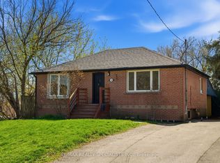 1128 Homewood Dr, Burlington, ON L7P 2M2