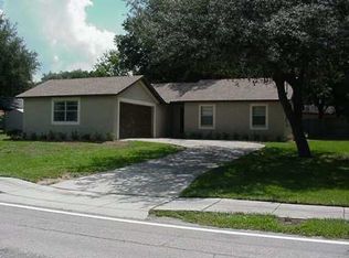 907 S Miller Rd, Valrico, FL 33594