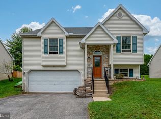 668 Blossom Hill Ln, Dallastown, PA 17313