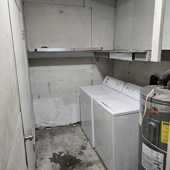 303 E Christina St — Photo 29