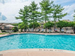 71 Colton Cir #71, West Orange, NJ 07052