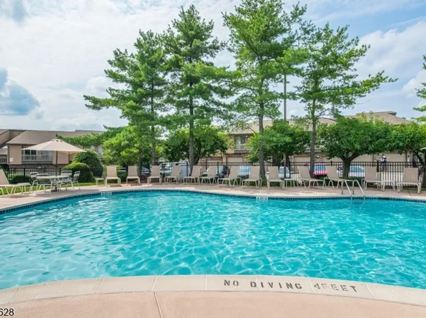 71 Colton Cir #71, West Orange Twp., NJ 07052