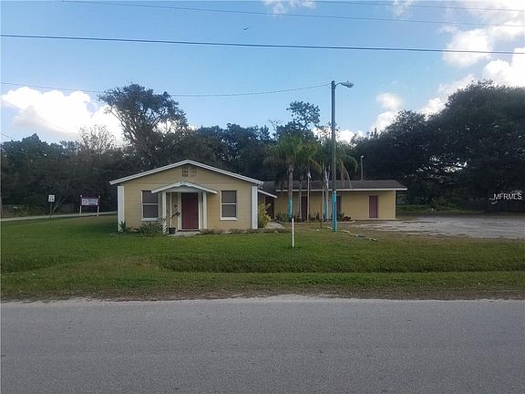 2nd image of 8020 Maloren St