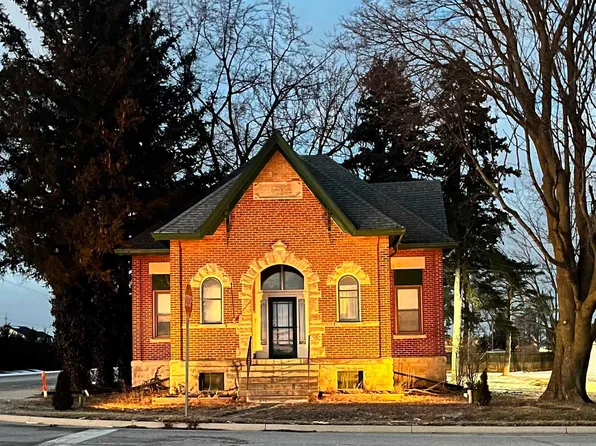 9311 Parent Rd, New Haven, IN 46774