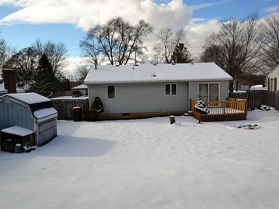 3rd image of 6658 Hanna Lake Ave SE
