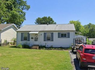 2684 Chatham Dr, Maryland Heights, MO 63043