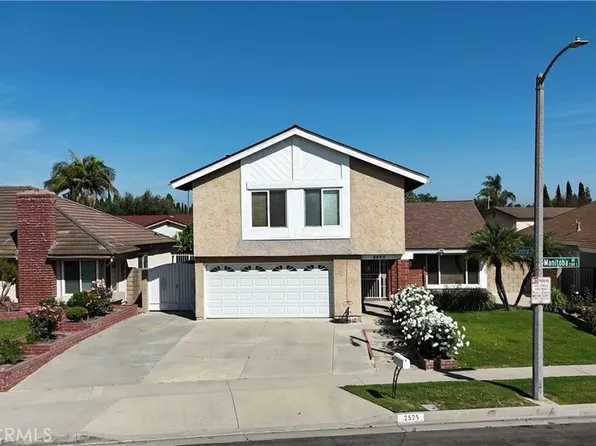 2525 S Manitoba Dr, Santa Ana, CA 92704