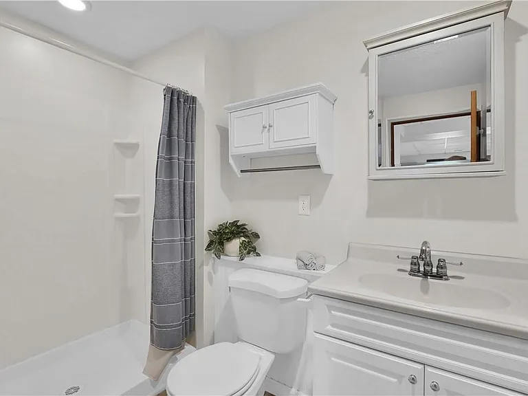 Sunset Cir — Photo 20
