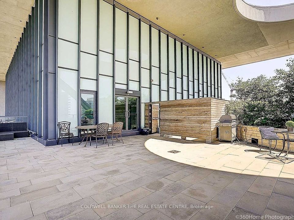 1st image of 70 Roehampton Ave #419