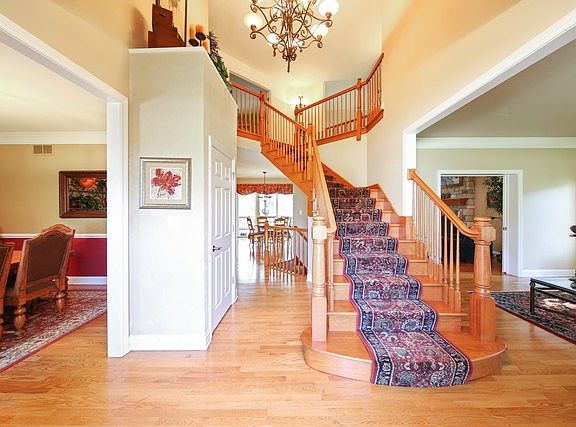 2nd image of 8991 Reserve Dr