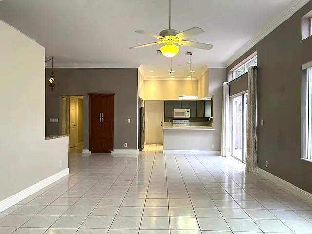 10110 NW 5th St — Photo 13