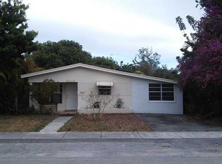 2414 Thomas St, Hollywood, FL 33020