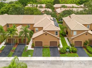 1588 Barcelona Way #6-18, Weston, FL 33327