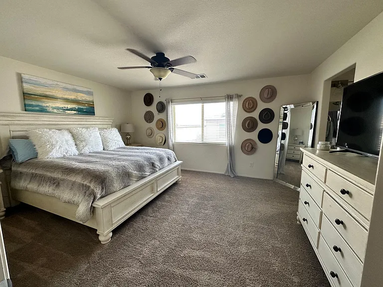10601 Thor Mountain Ln — Photo 17