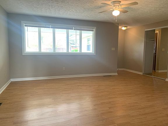4th image of 5774 Hinckley Ct