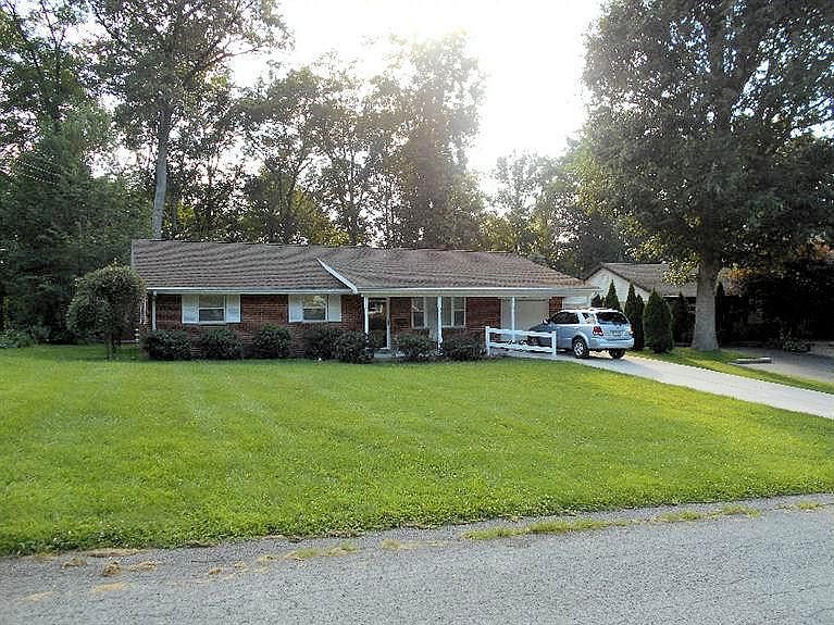 1st image of 147 Greystone Dr