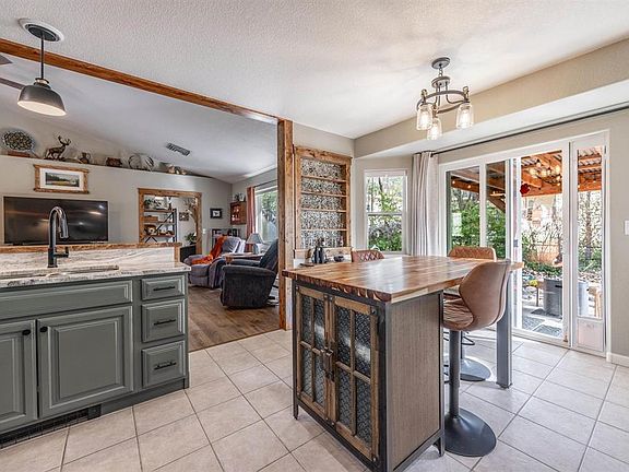 3rd image of 2324 Mead Lane