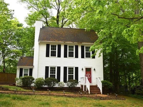 808 Hunters Run, Mebane, NC 27302