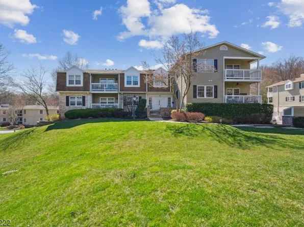 13I Heritage Dr #I, Chatham Twp., NJ 07928