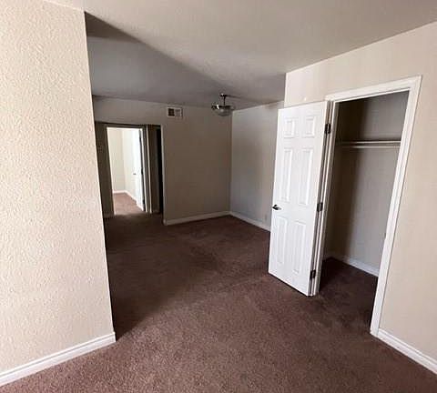 4th image of 5060 Indian River Dr Unit 392