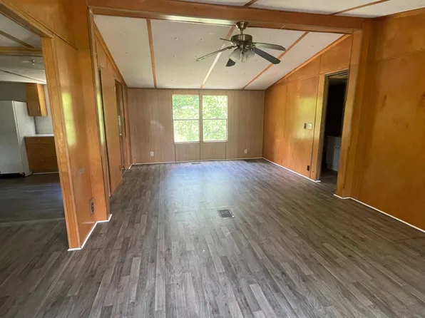 767 NW Amanda St #13, Lake City, FL 32055