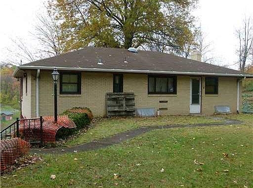 2nd image of 419 W Arcadia Dr