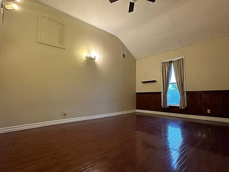 2457 Old Berwick Rd — Photo 2