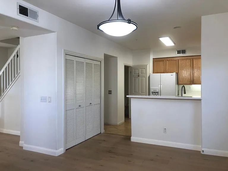 118 Gann Way — Photo 26