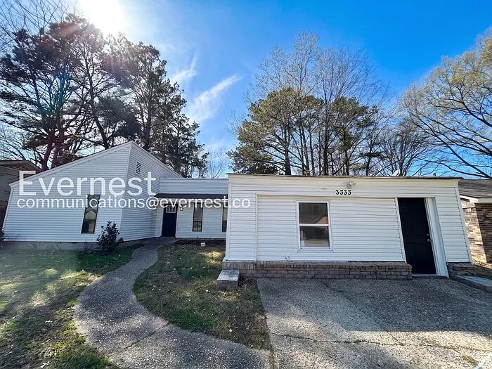 3333 Leschallas Dr — Photo 1