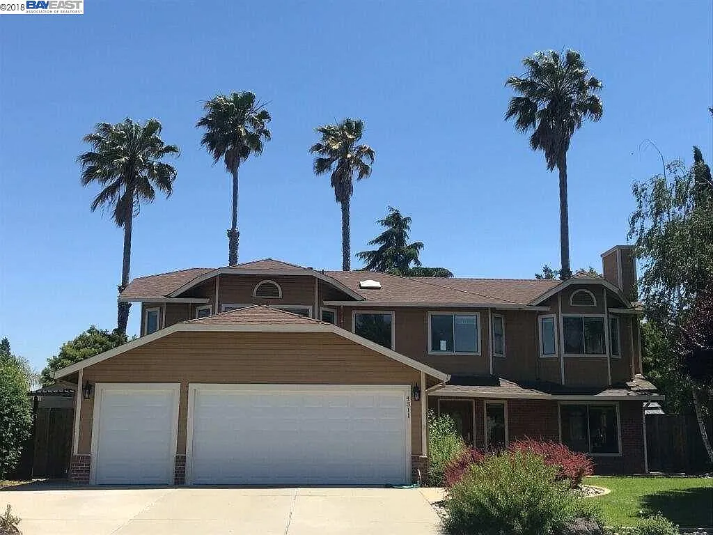4311 Oleander St photo 1