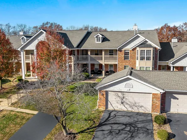 534 Oak Ridge Trails Ct, Ballwin, MO 63021