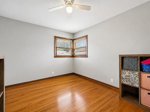3rd image of 9600 W Morgan AVENUE