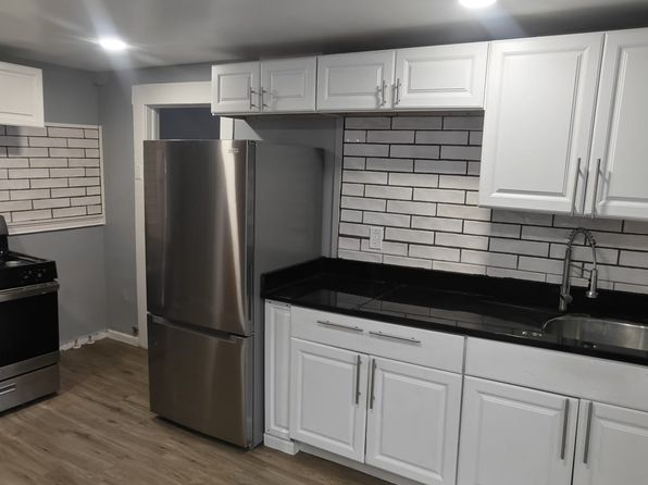 117 Woods Rd APT 2