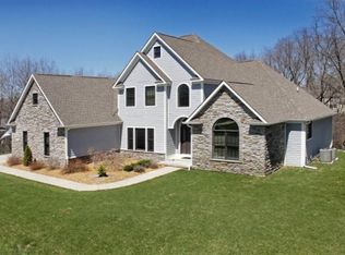 8638 Weeping Pne, Kalamazoo, MI 49009