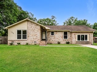 102 Williams Ct, Goose Creek, SC 29445