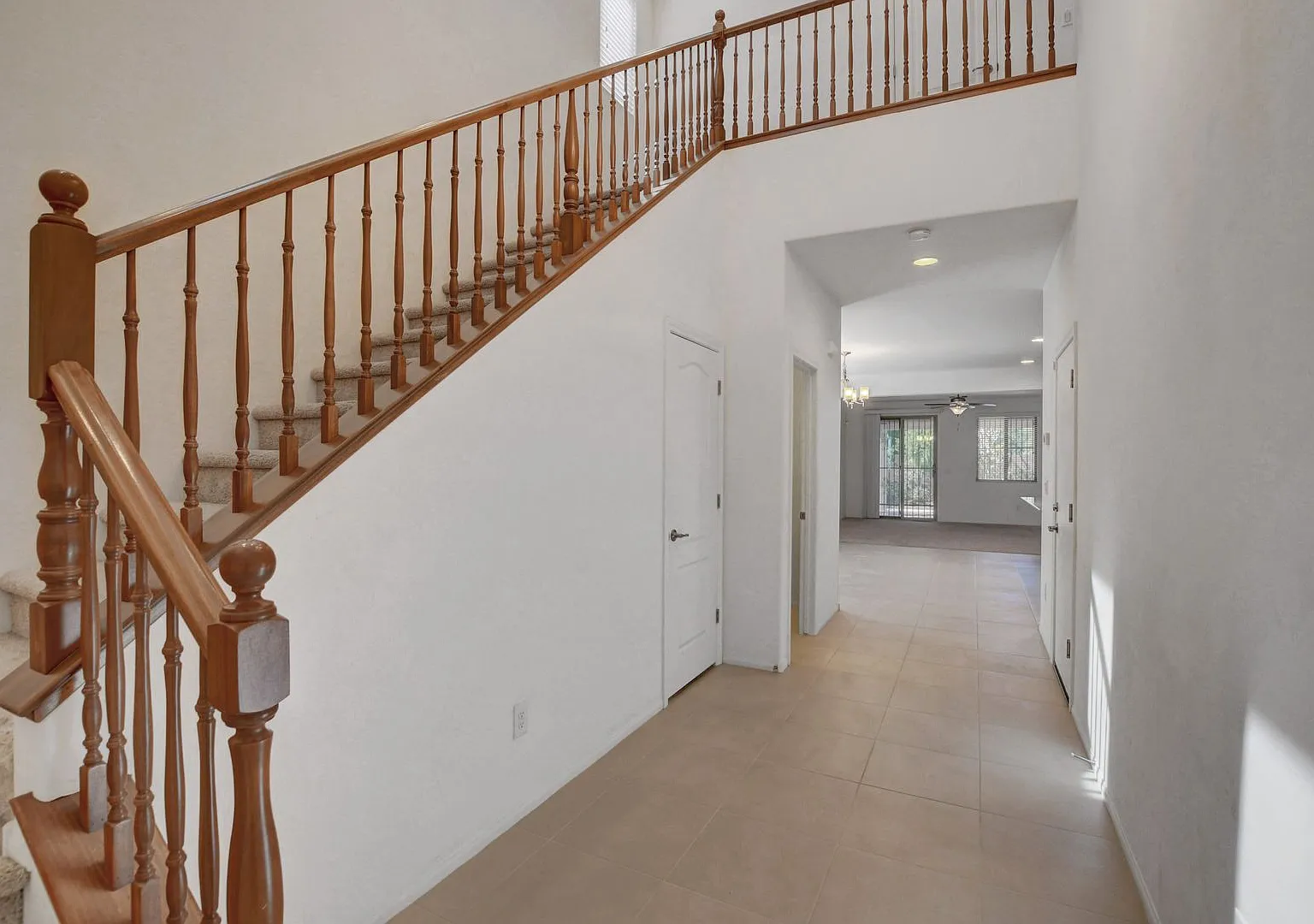Stunning 4 bd Home in Spring Valley Coming Soon! Duel primary suites! — Photo 3