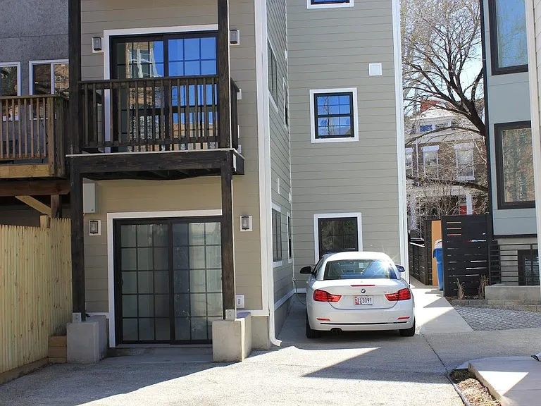 1411 Oak St NW — Photo 19