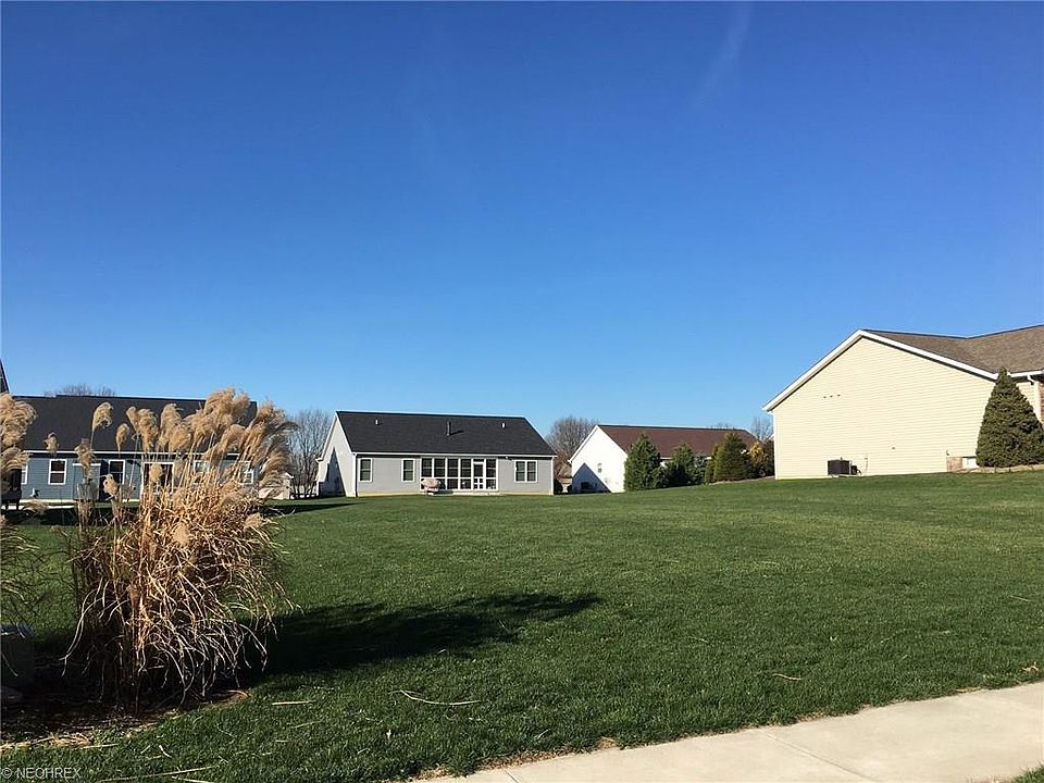1st image of 482 Rolling Hills Dr