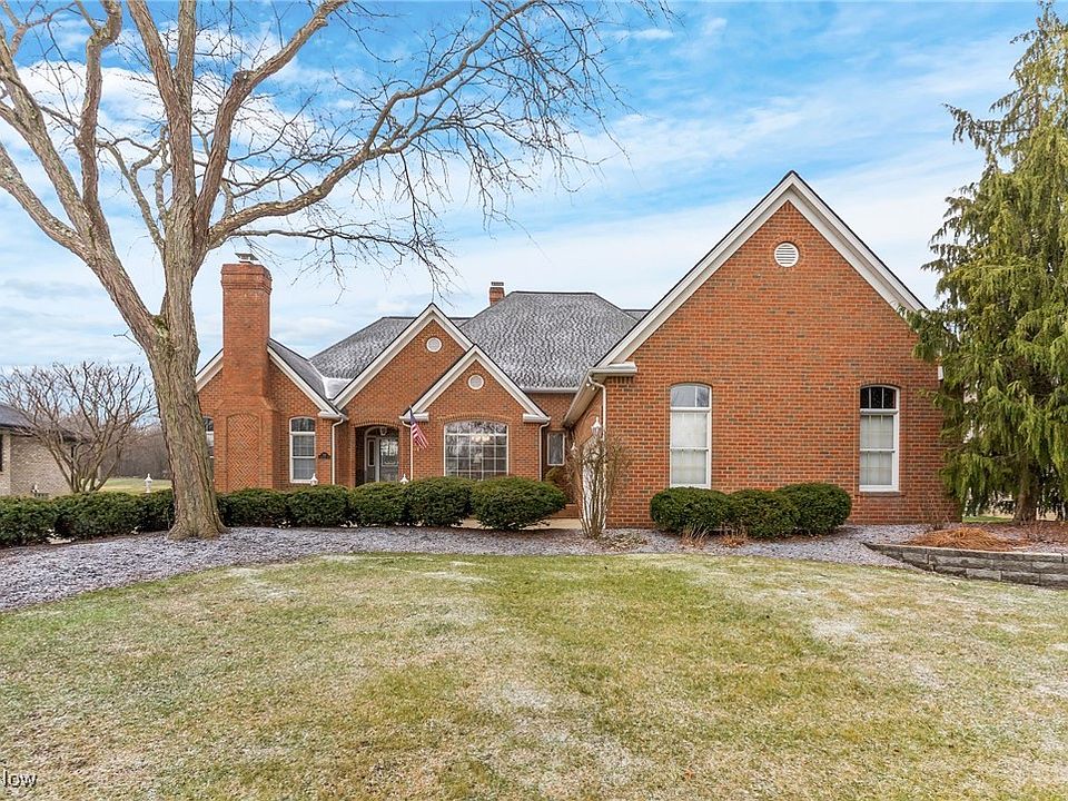 1st image of 380 Shadydale Dr