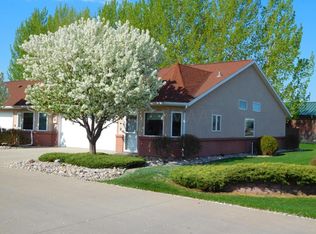 951 14th Ave E, West Fargo, ND 58078