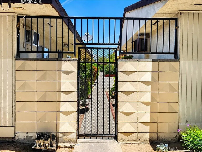 3411 W Orange Ave #1 — Photo 4