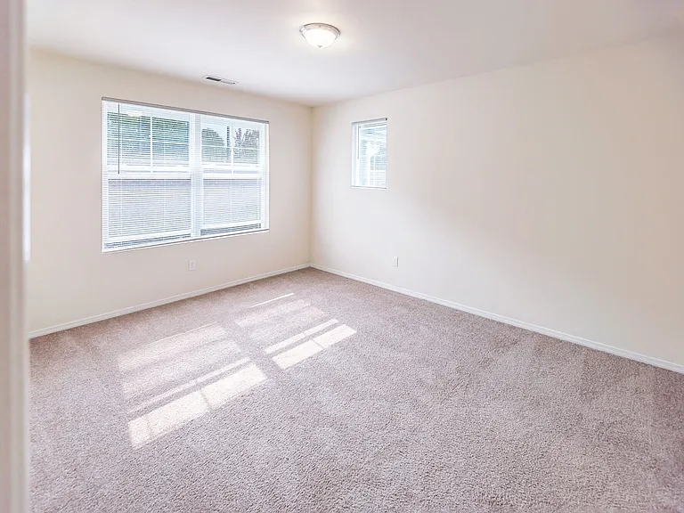 Washington Court Residential — Photo 14