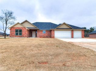6981 Whirlaway Run, Guthrie, OK 73044