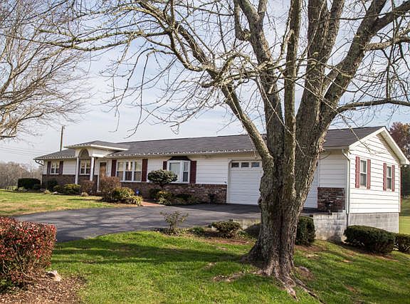 2nd image of 6102 Jim Luttrell Ln