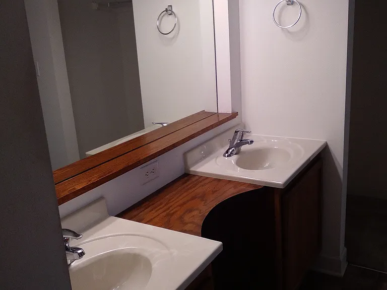 920 Marquette Ave #303 — Photo 22