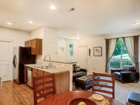 3rd image of 2373 NE Natalie Way