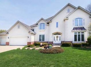 6709 Sweetbriar Ln, Darien, IL 60561