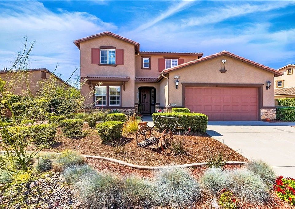 1st image of 28690 Mahogany Trail Way